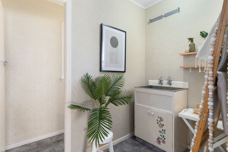 Photo of property in 154 Kent Street, Carterton, 5713