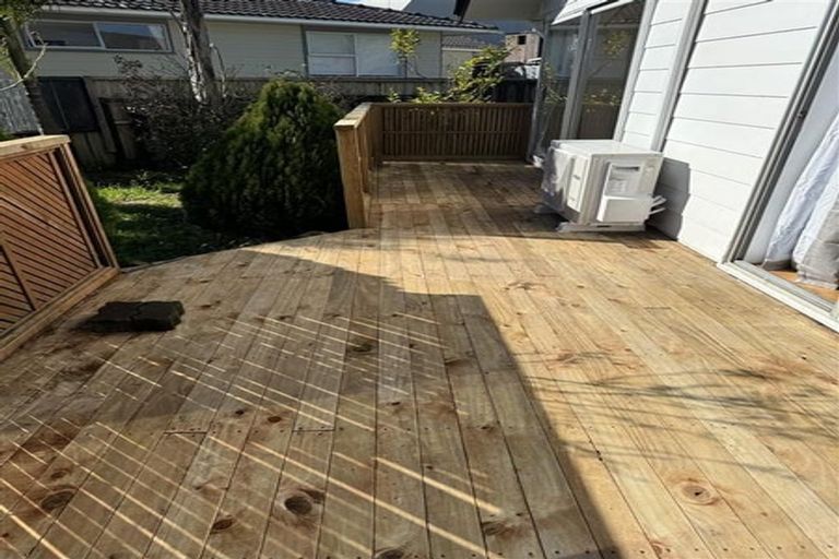 Photo of property in 36 Reelick Avenue, Pakuranga Heights, Auckland, 2010