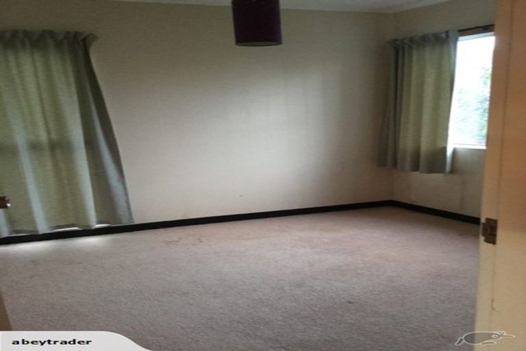 Photo of property in 150-a Dowse Drive, Maungaraki, Lower Hutt, 5010