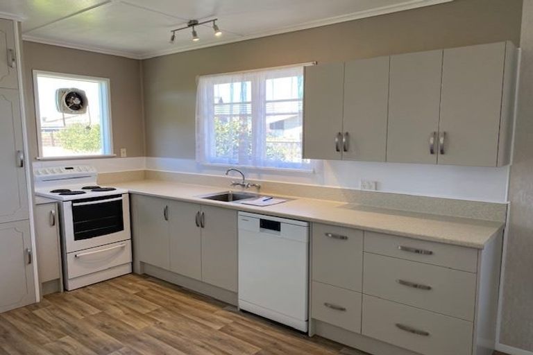 Photo of property in 49 O'dowd Road, Taradale, Napier, 4112