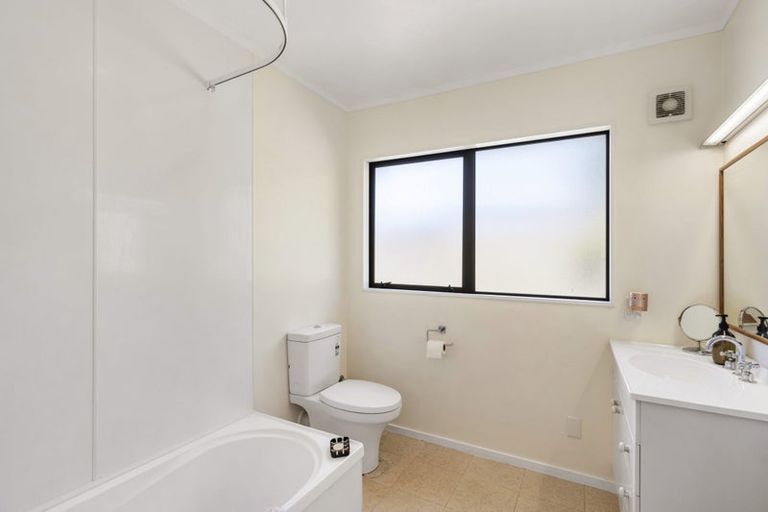 Photo of property in 29a Severn Street, Island Bay, Wellington, 6023
