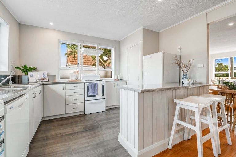 Photo of property in 1/179 Centreway Road, Orewa, 0931