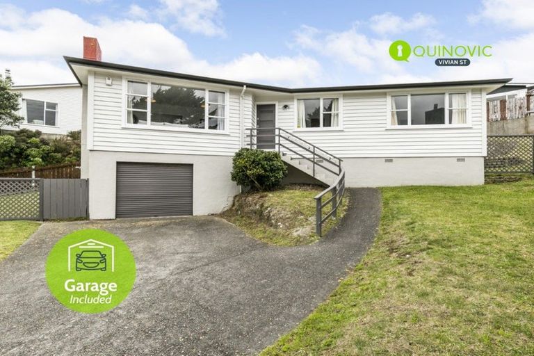 Photo of property in 7 Camrose Grove, Kingston, Wellington, 6021