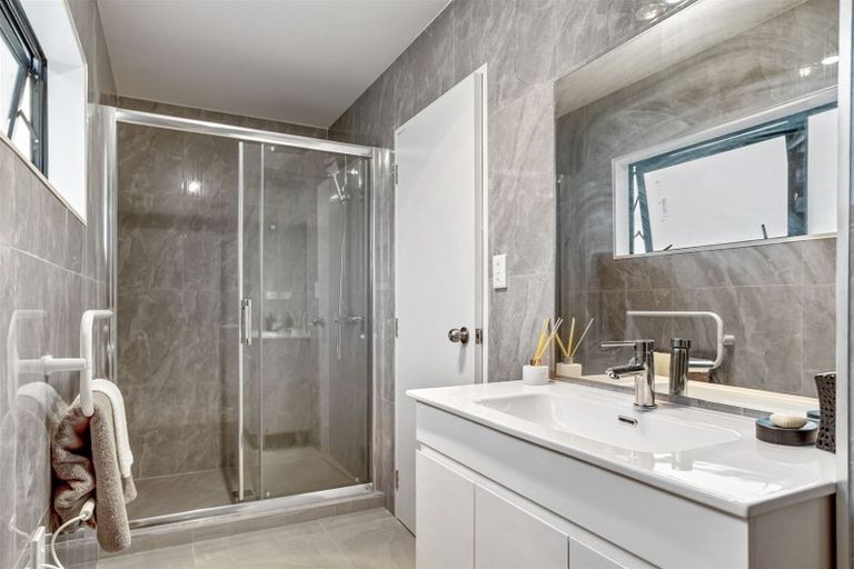 Photo of property in 52f Tapu Road, Huapai, Kumeu, 0810