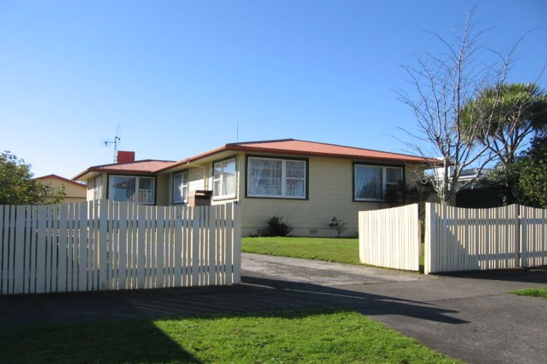 Photo of property in 10 Rennie Avenue, Milson, Palmerston North, 4414
