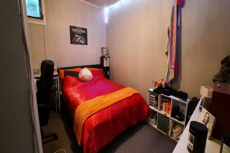 Photo of property in 15 Hankey Street, Mount Cook, Wellington, 6011