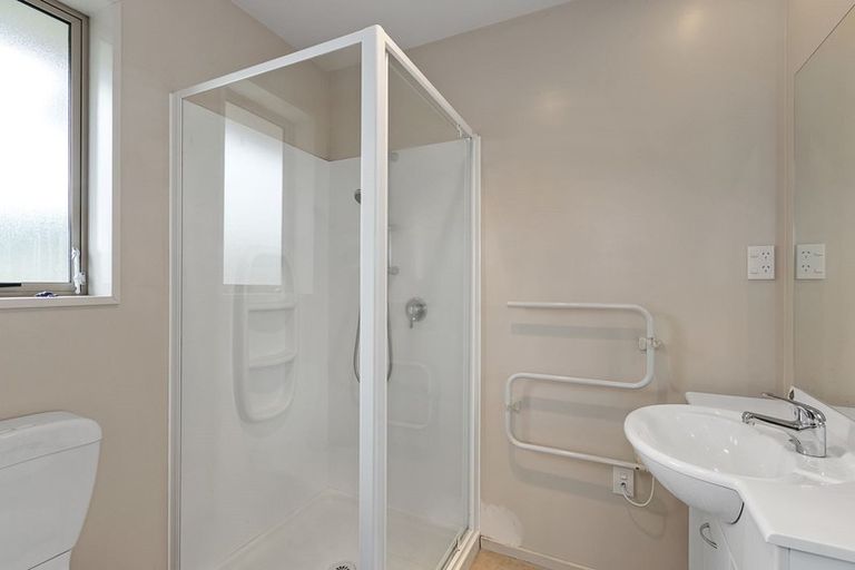 Photo of property in 27 Mataroa Place, Parklands, Christchurch, 8083