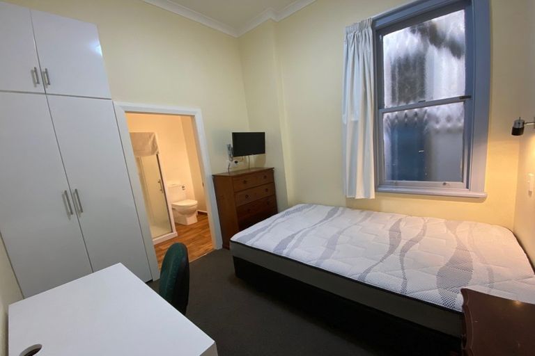 Photo of property in Carillion/the Knoll, 33 Thompson Street, Mount Cook, Wellington, 6011