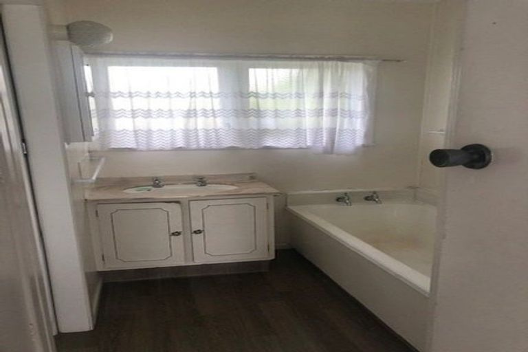 Photo of property in 2/29a Hoteo Avenue, Papatoetoe, Auckland, 2025