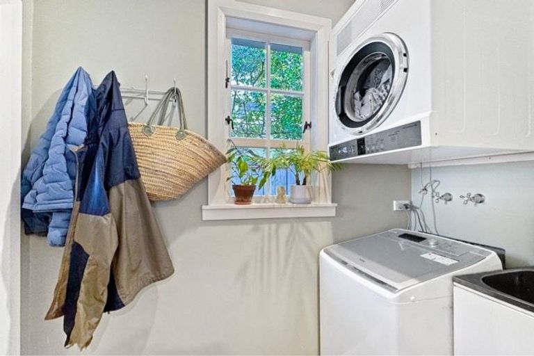 Photo of property in 12 Ravi Street, Khandallah, Wellington, 6035