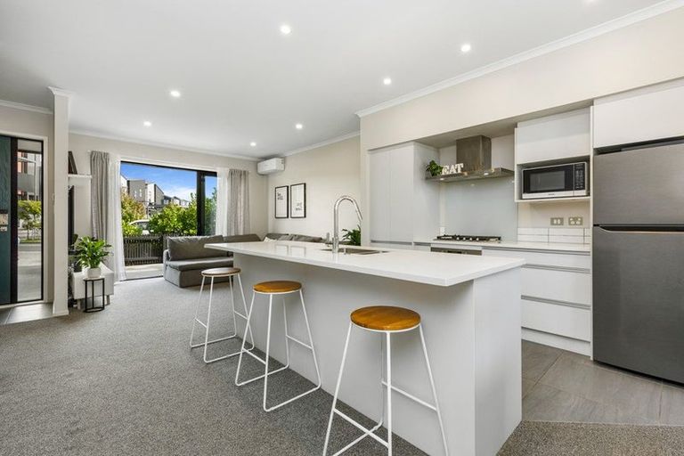 Photo of property in 14 Nugget Avenue, Hobsonville, Auckland, 0616