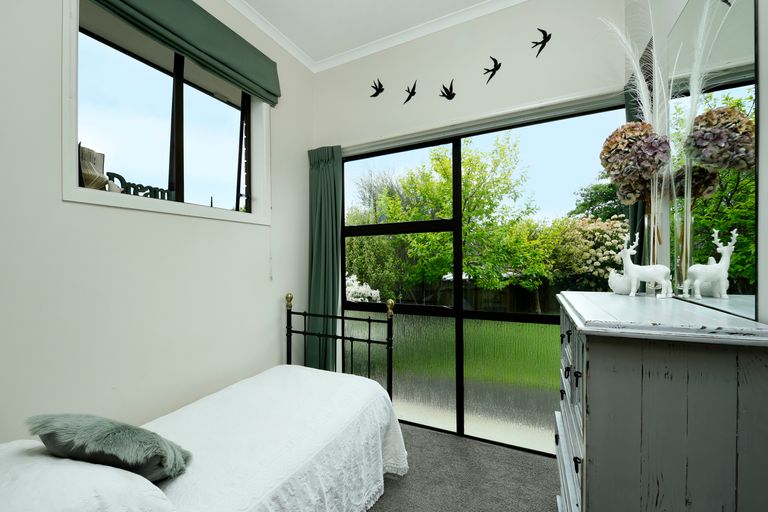 Photo of property in 6 James Place, Richmond, 7020