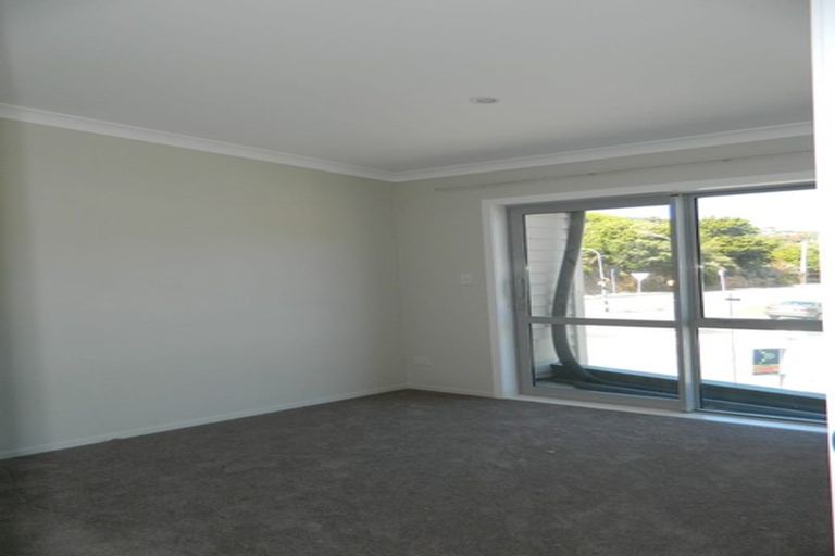 Photo of property in 19u1 Collins Avenue, Tawa, Wellington, 5028