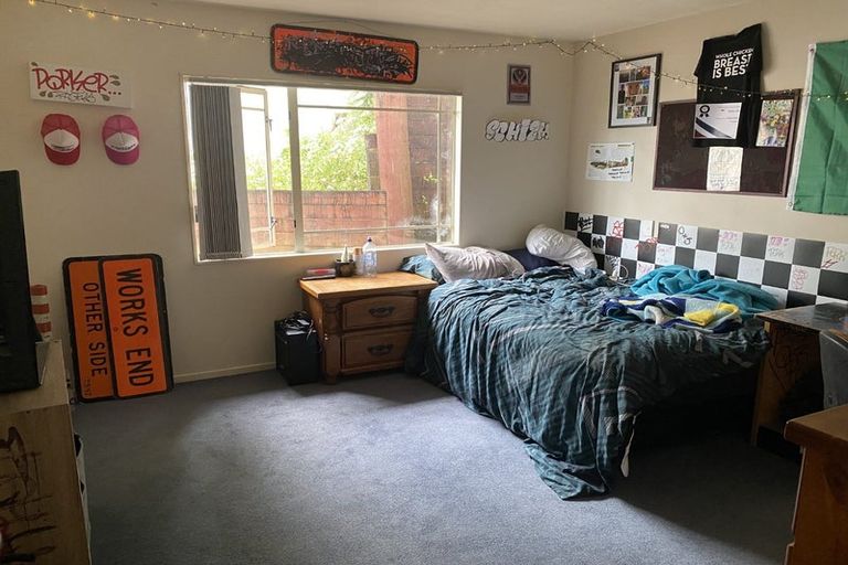 Photo of property in 6c Reynolds Road, Pukekohe, 2120