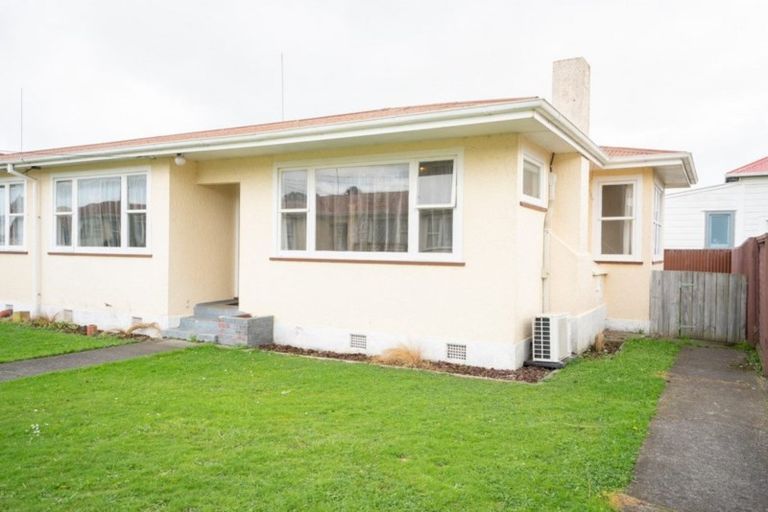 Photo of property in 347 Botanical Road, West End, Palmerston North, 4412