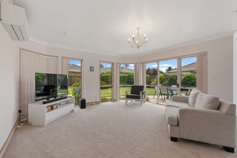 Photo of property in 24 Santa Monica Drive, Papamoa Beach, Papamoa, 3118