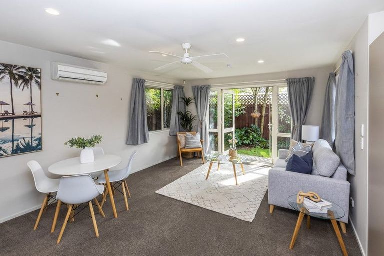 Photo of property in 72b Studholme Street, Somerfield, Christchurch, 8024