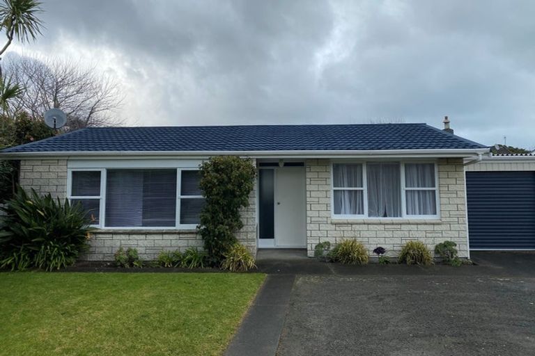 Photo of property in 2 Allen Road, Raumati Beach, Paraparaumu, 5032