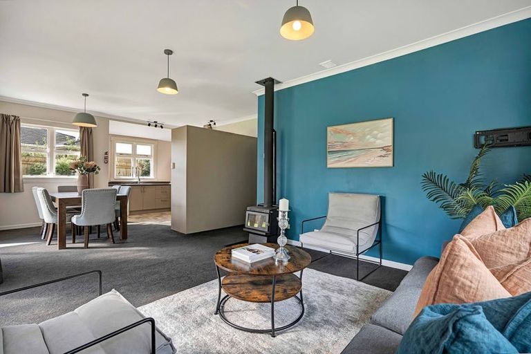 Photo of property in 33 Baring Terrace, Strandon, New Plymouth, 4312
