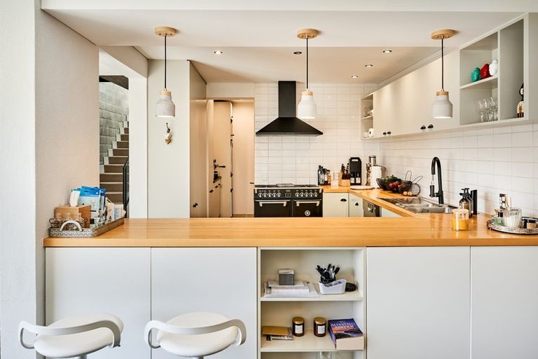 Photo of property in 51 Amesbury Drive, Churton Park, Wellington, 6037