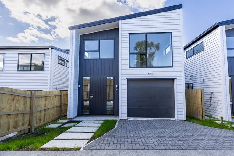 Photo of property in 6c Kaweka Street, New Lynn, Auckland, 0600