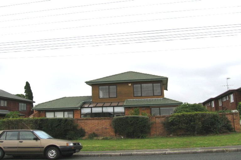Photo of property in 2/91 Ocean View Road, Hillcrest, Auckland, 0627