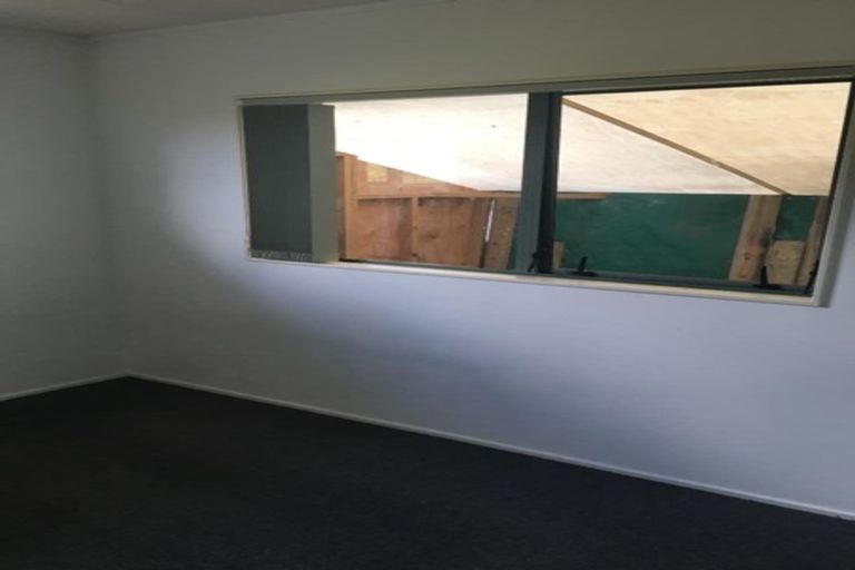 Photo of property in 19a Ogle Crescent, Te Kamo, Whangarei, 0112