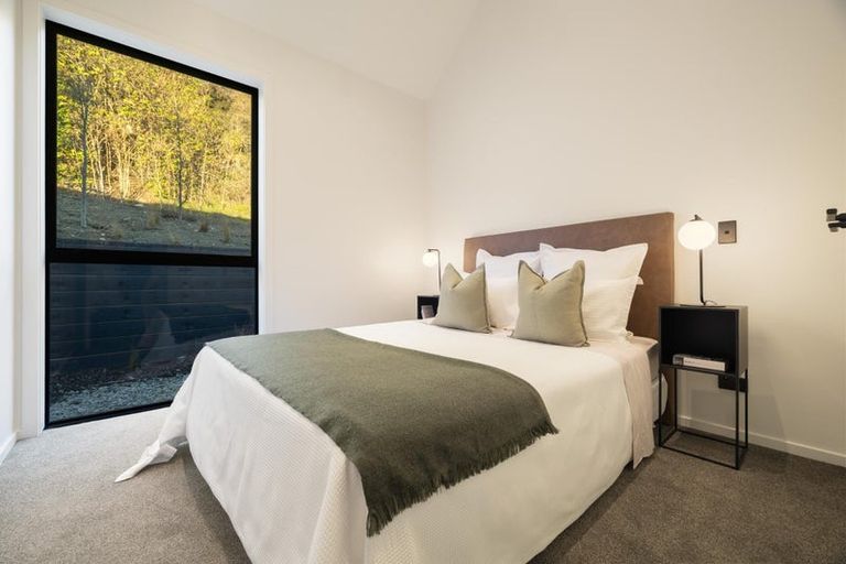 Photo of property in 7 Mckenzies Shute, Jacks Point, Queenstown, 9371