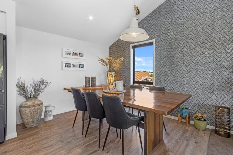 Photo of property in 19 Abbotts Place, Avonhead, Christchurch, 8042