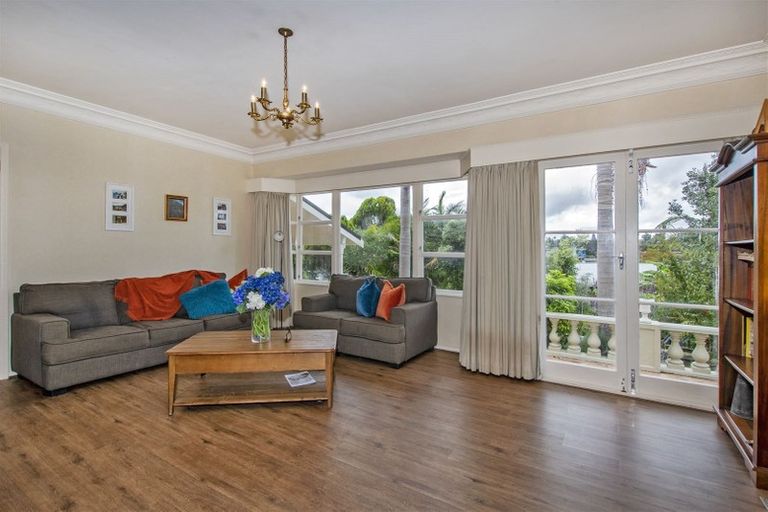 Photo of property in 1 Ranfurly Place, Te Kamo, Whangarei, 0112