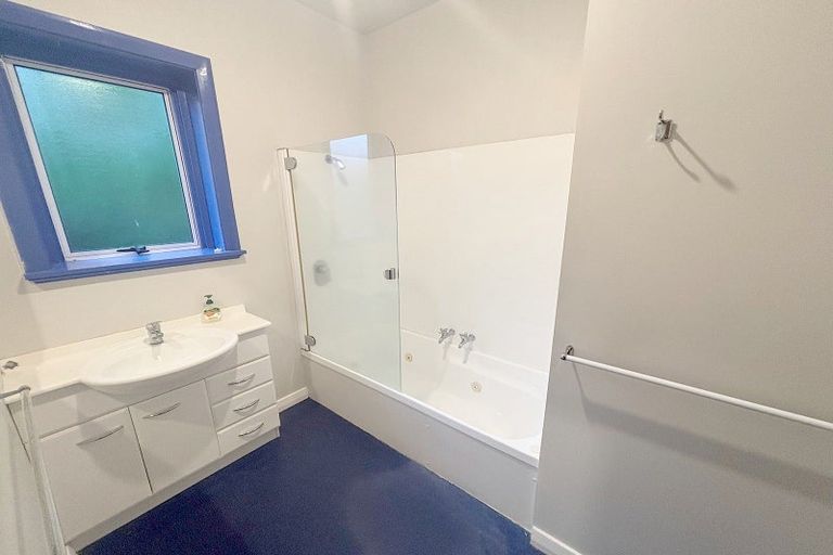 Photo of property in 15 Rudleigh Avenue, Upper Riccarton, Christchurch, 8041