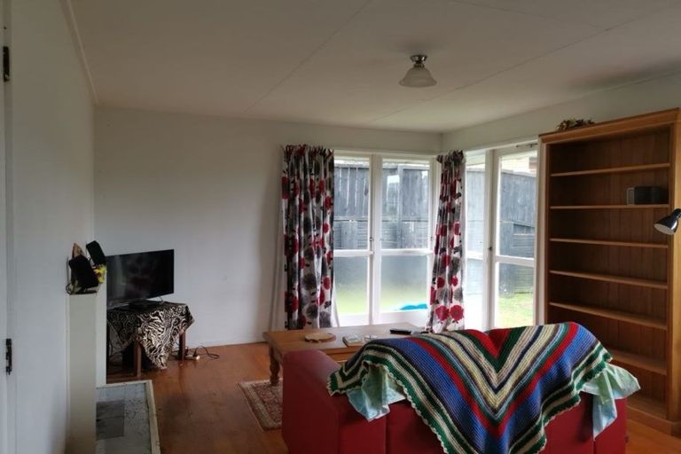 Photo of property in 15 Matai Street, Waiuku, 2123