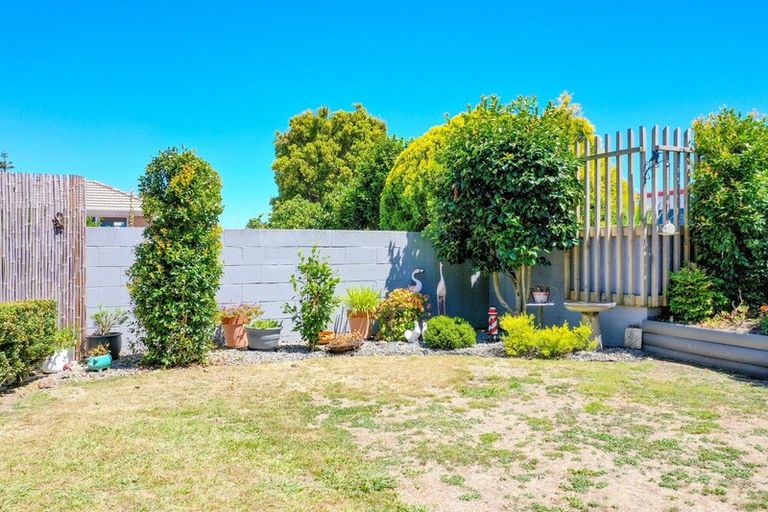 Photo of property in 2/77 Goulstone Road, Whakatane, 3120