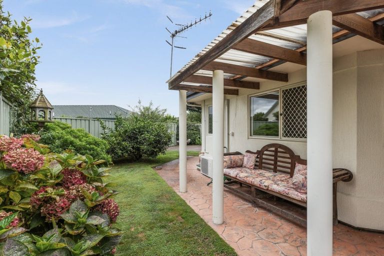 Photo of property in 11b Cheval Place, Taradale, Napier, 4112