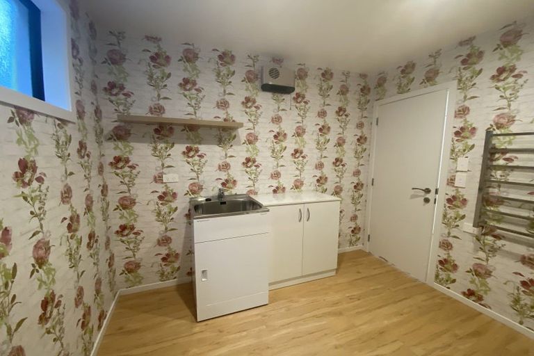 Photo of property in 12 Farrant Drive, Wanaka, 9305