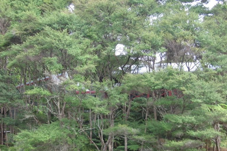 Photo of property in 32 Daffodil Street, Titirangi, Auckland, 0604