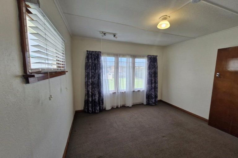 Photo of property in 38 Lismore Street, Strandon, New Plymouth, 4312