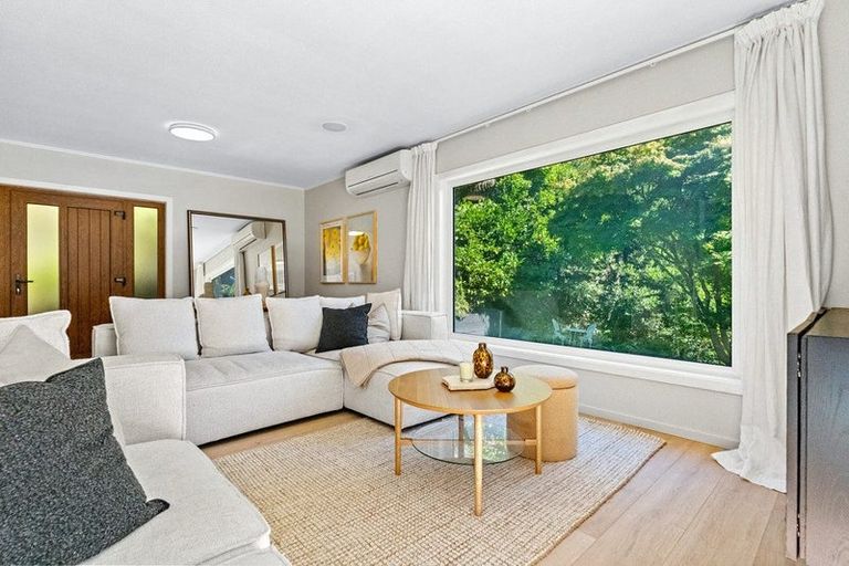 Photo of property in 2/59 Glamorgan Drive, Torbay, Auckland, 0630