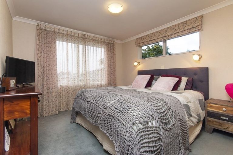 Photo of property in 17a Helvetia Road, Pukekohe, 2120