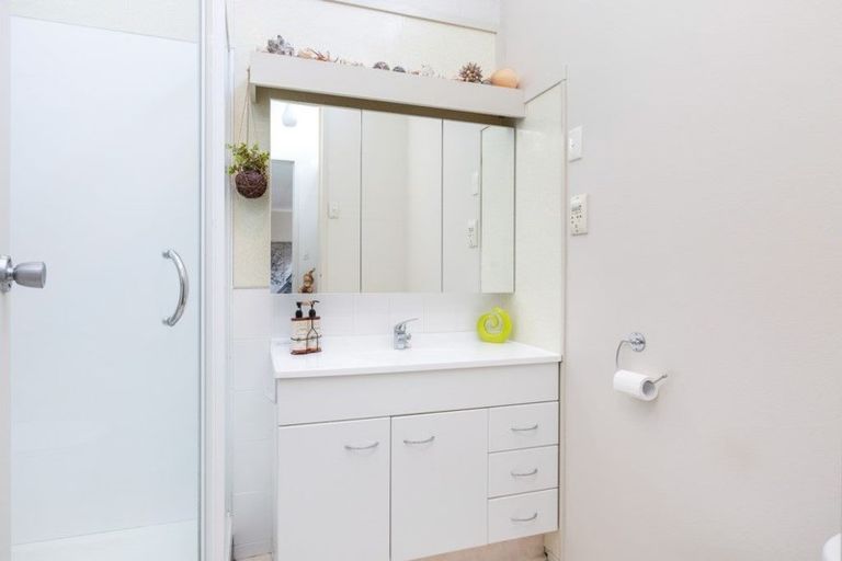 Photo of property in 109a/4 Te Atatu Road, Te Atatu South, Auckland, 0610