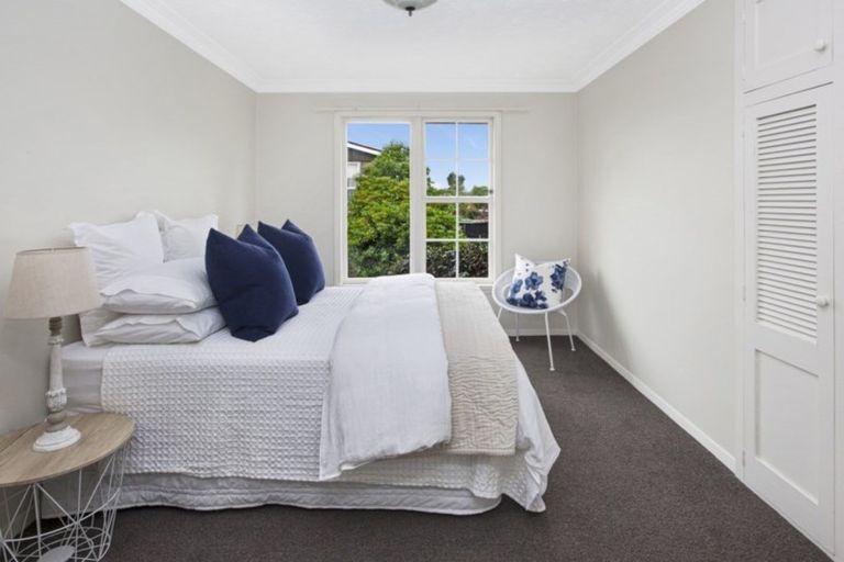 Photo of property in 24 Hillcrest Place, Avonhead, Christchurch, 8042