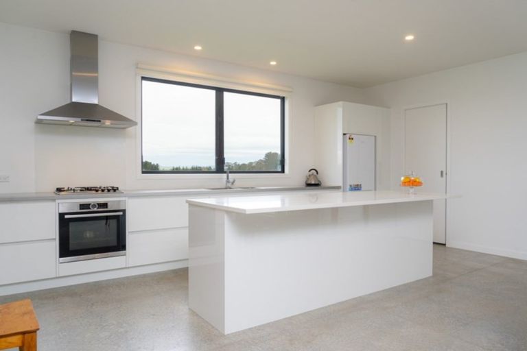 Photo of property in 37 Governors Green Drive, Greytown, 5712