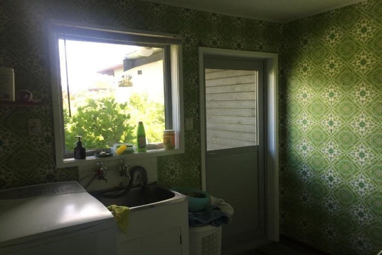 Photo of property in 31 Kowhai Drive, Wanaka, 9305