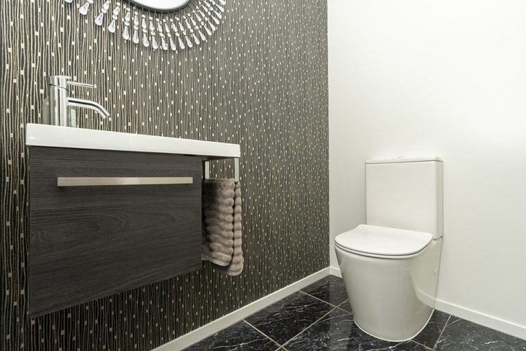 Photo of property in 1 San Clemento Way, Rototuna, Hamilton, 3210