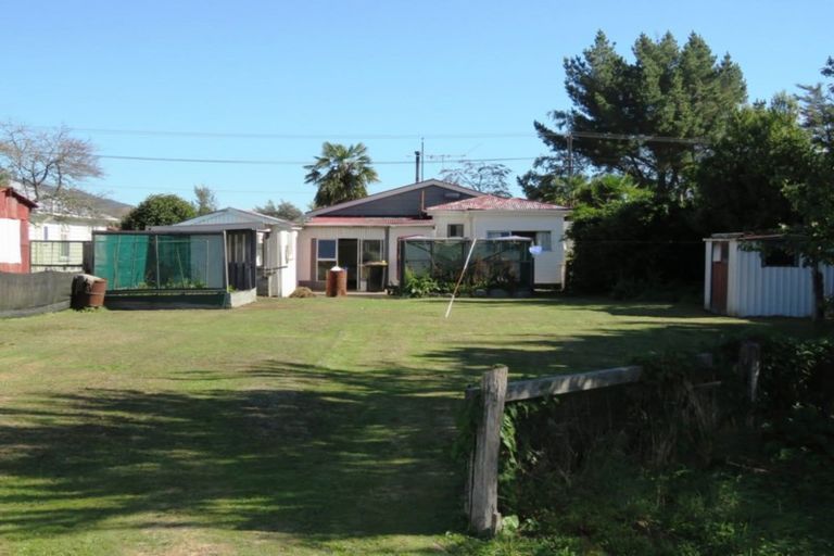 Photo of property in 35 Dick Street, Reefton, 7830