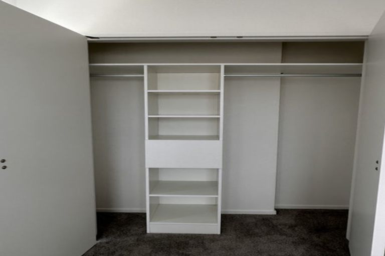 Photo of property in 20 Edwards Avenue, Henderson, Auckland, 0610