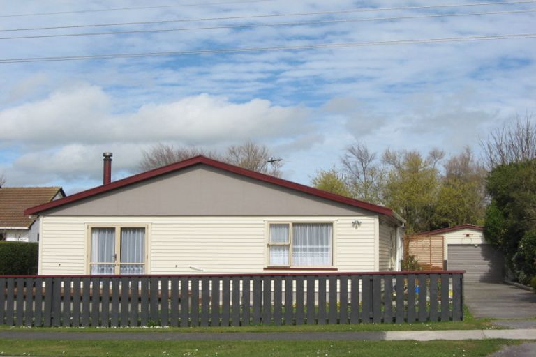 Photo of property in 7 Falstaff Street, Stratford, 4332