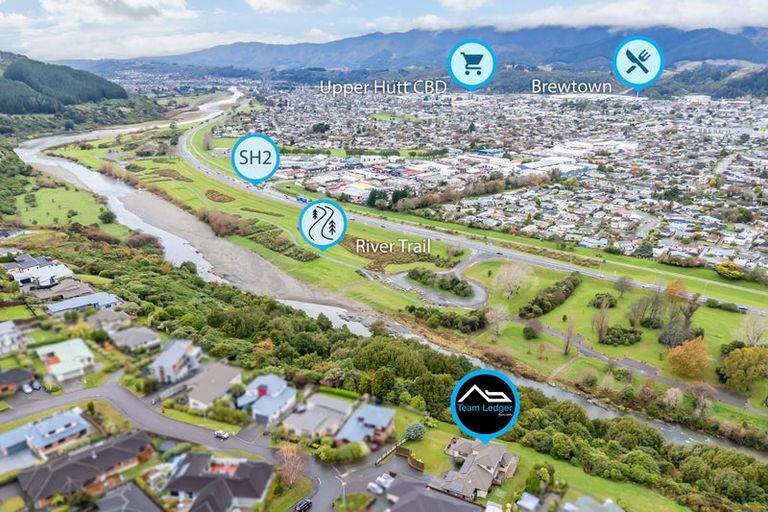 Photo of property in 9 Colin Guppy Crescent, Riverstone Terraces, Upper Hutt, 5018