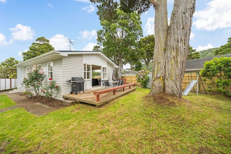 Photo of property in 6 Moehau Grove, Trentham, Upper Hutt, 5018