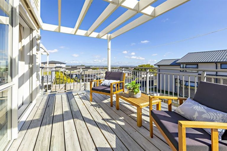 Photo of property in 58 Arrowsmith Drive, Flat Bush, Auckland, 2019